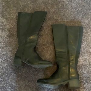 Women’s wide calf size 9 boot